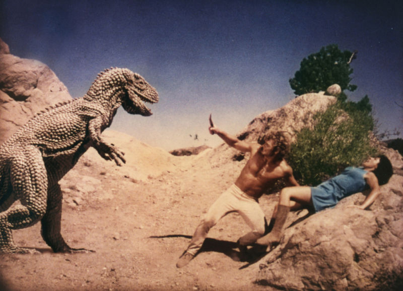 Кадры из Планета динозавров (1977)