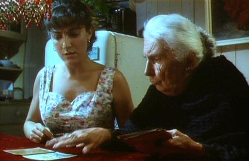Кадры из Живая мертвечина (1992)