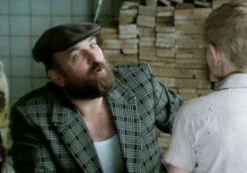Кадры из В. Давыдов и Голиаф (1985)