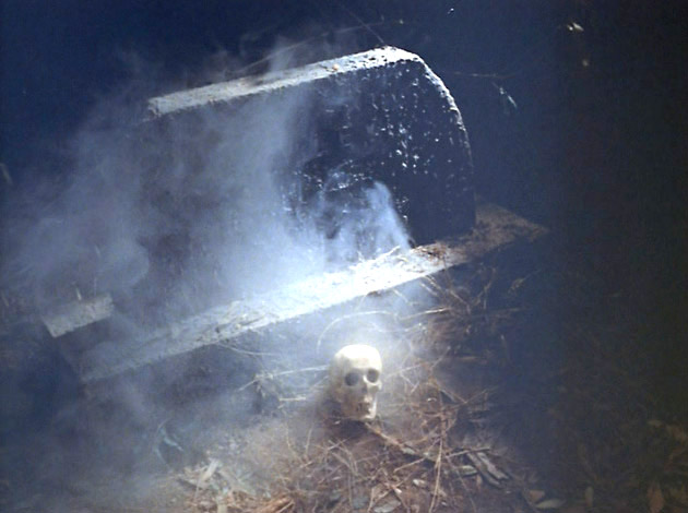 Кадры из Оргия мертвецов (1965)
