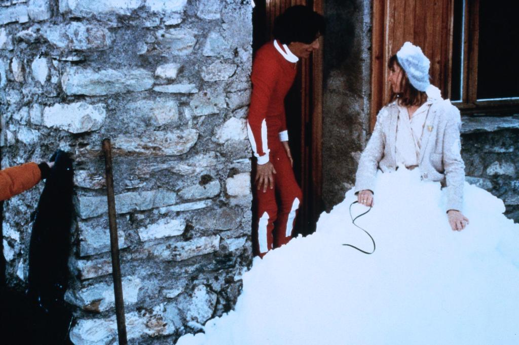 Кадры из Загорелые на лыжах (1979)