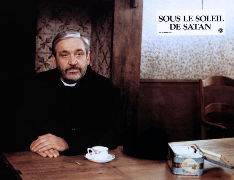 Кадры из Под солнцем Сатаны (1987)