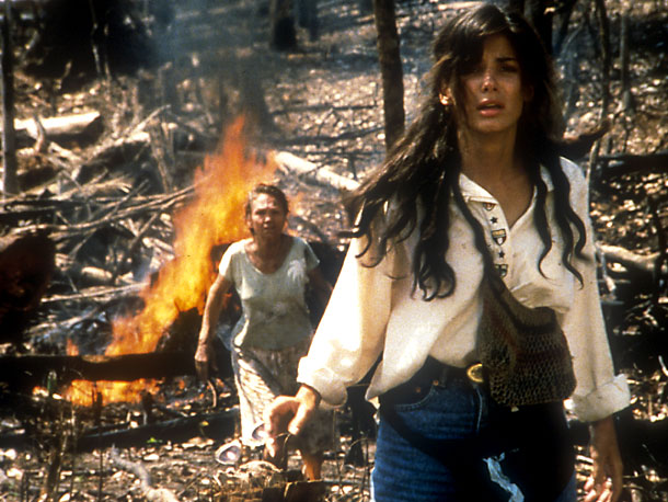 Кадры из Амазонка в огне (2000)