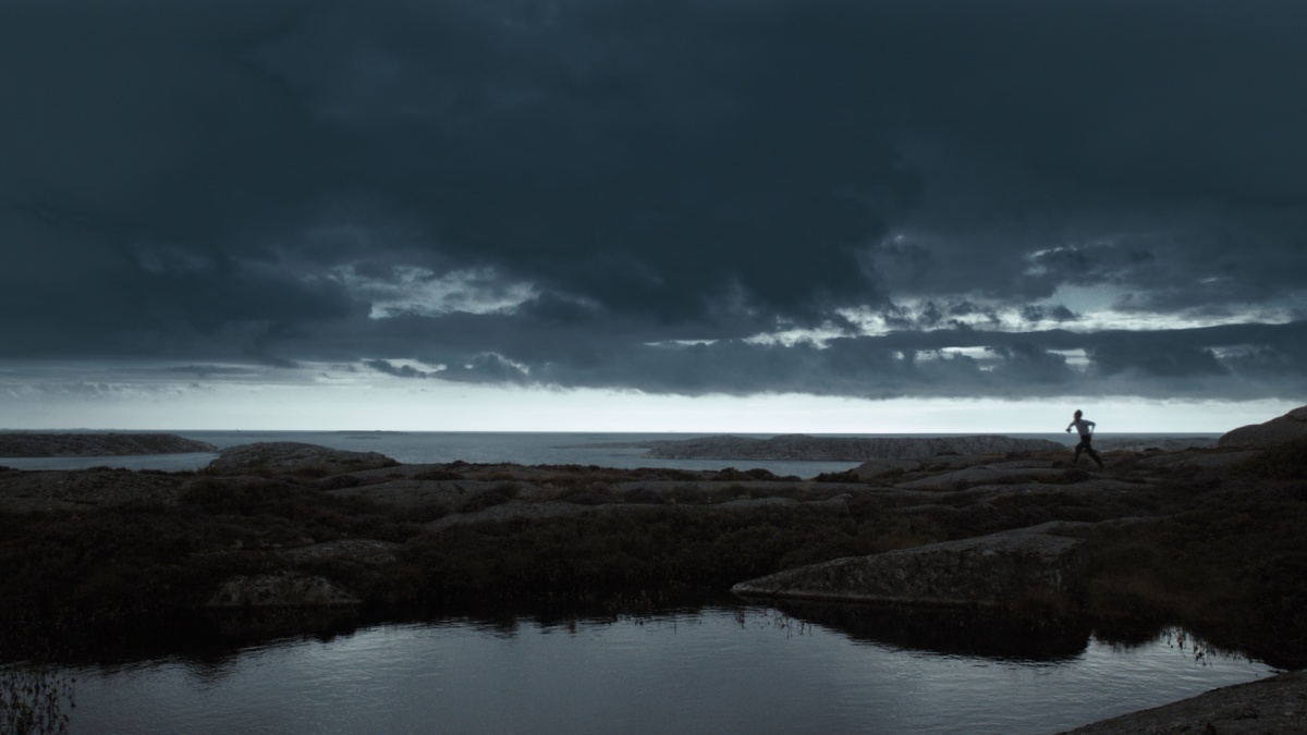 Кадры из Убийство у моря (2013)