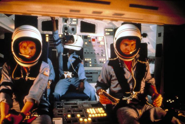 Кадры из Пикник в космосе (1986)