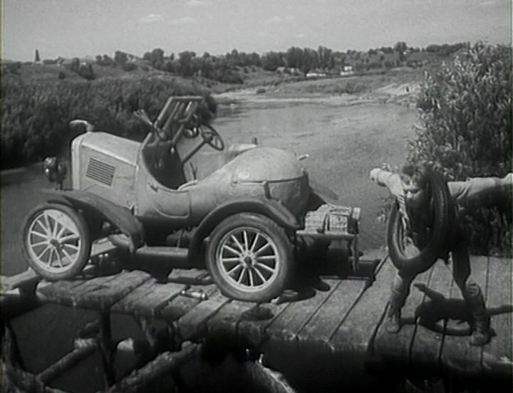 Кадры из Однажды летом (1936)