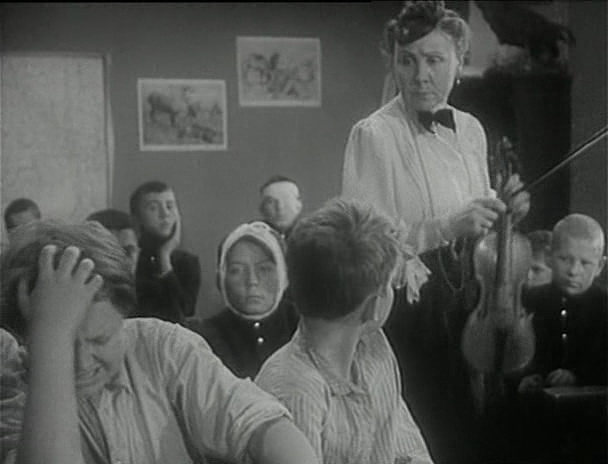 Кадры из Тревожная молодость (1955)