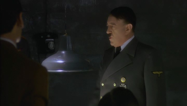 Кадры из Гитлер: Последние десять дней (1973)