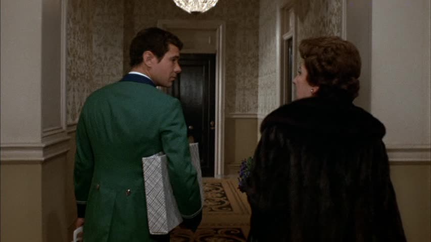 Кадры из Номер в отеле Плаза (1971)