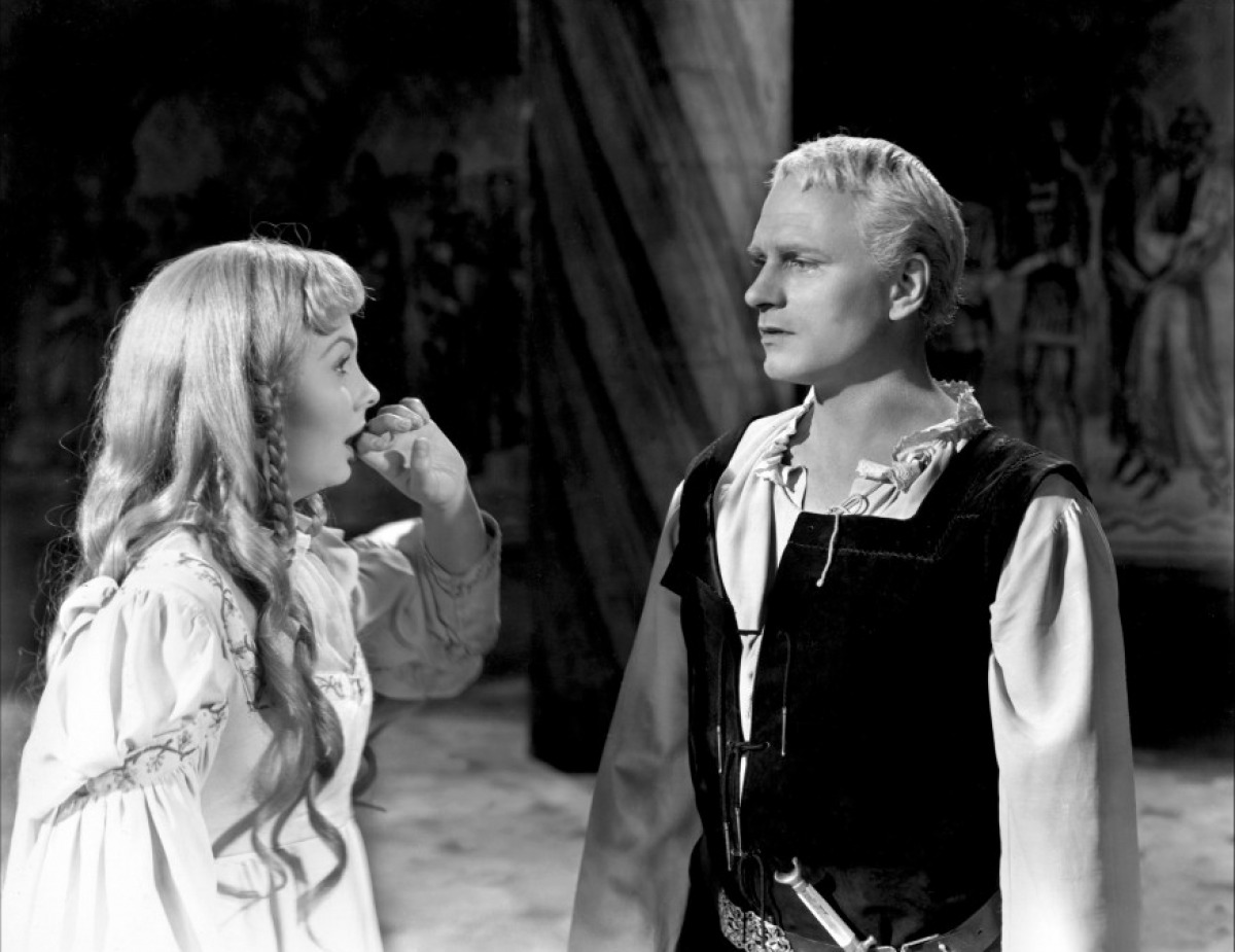 Кадры из Гамлет (1948)
