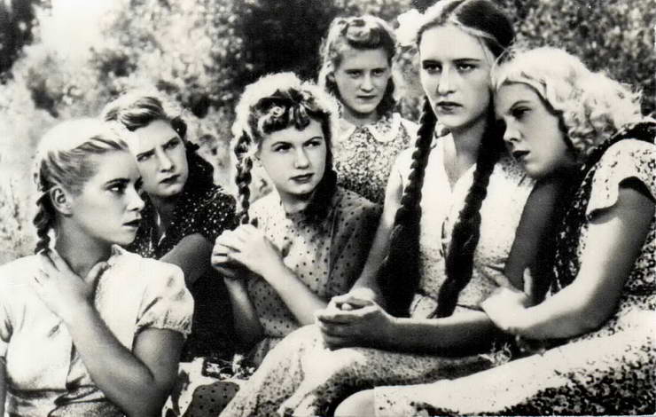 Кадры из Молодая гвардия (1948)