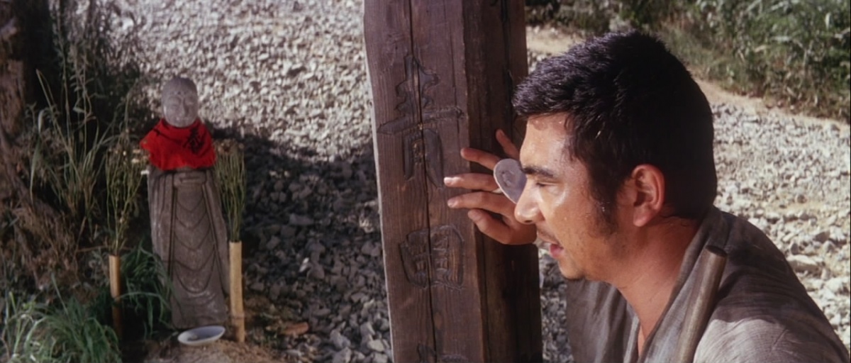 Кадры из Затоiчи и обречённый (1965)