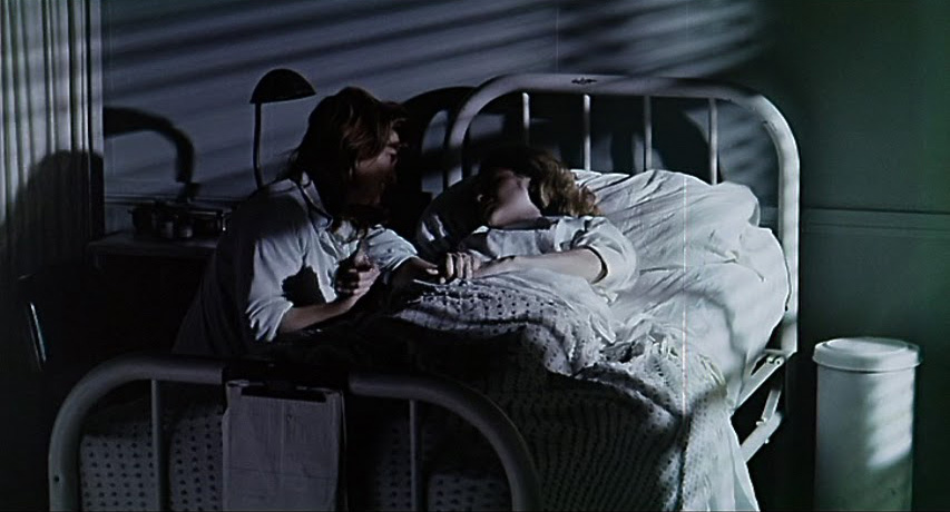 Кадры из Могила вампира (1972)