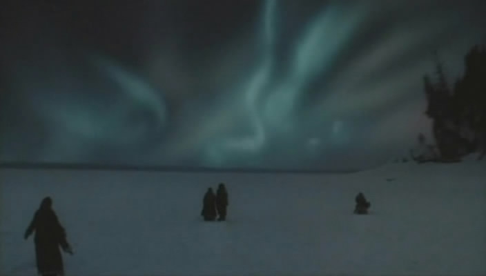 Кадры из Под северным сиянием (1990)