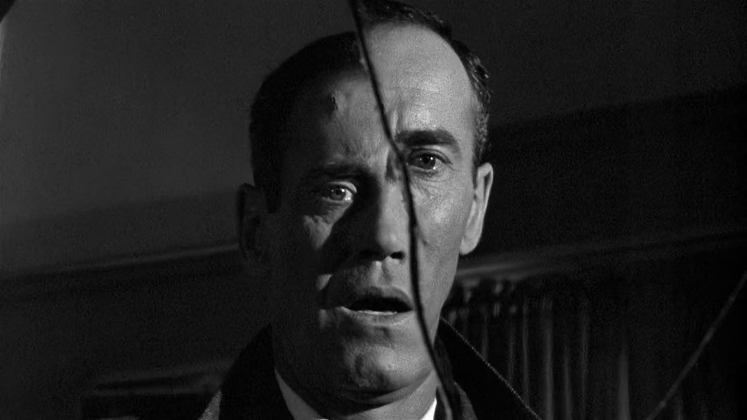 Кадры из Не тот человек (1956)