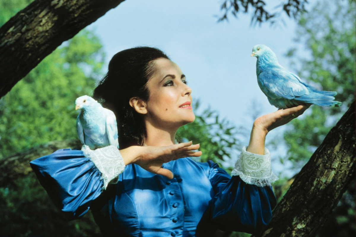 Кадры из Синяя птица (1976)