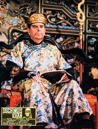 Кадры из Чингиз Хан (1965)