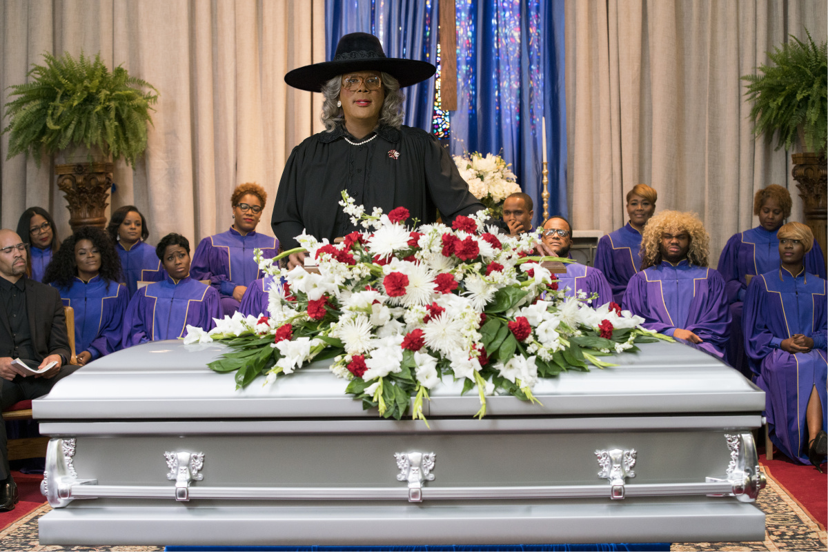Кадры из Мэдея на похоронах (2019)