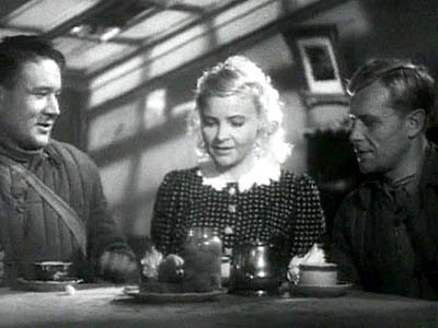 Кадры из Два бойца (1943)