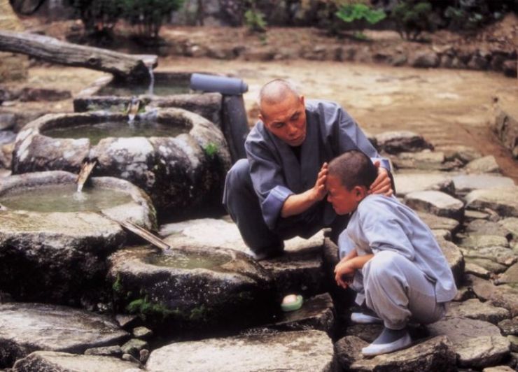 Кадры из Маленький монах (2002)