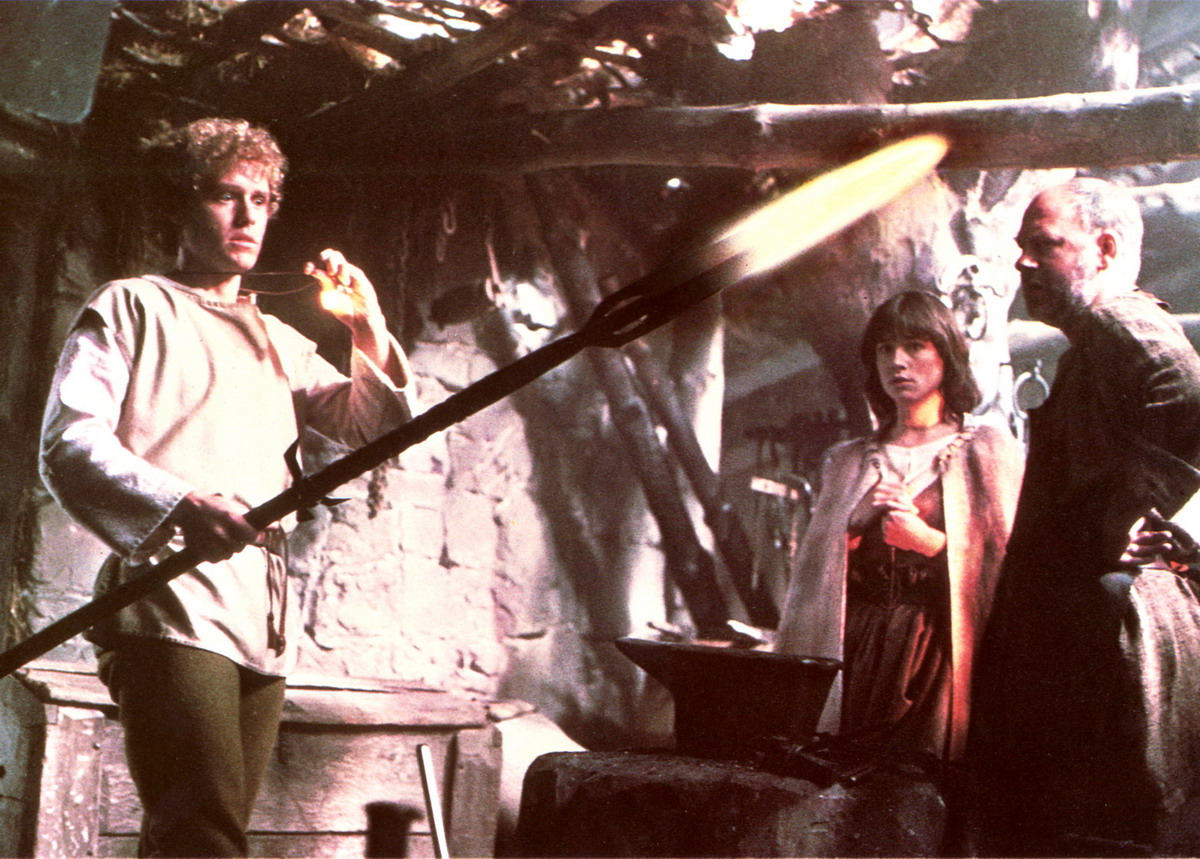 Кадры из Победитель дракона (1981)