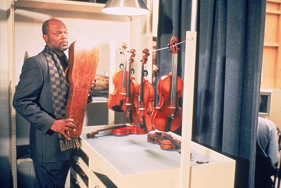 Кадры из Красная скрипка (1998)