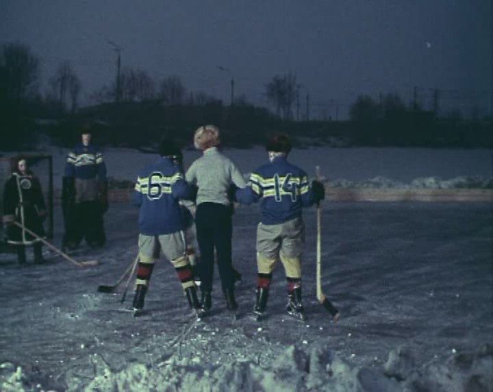 Кадры из «Тигры» на льду (1971)