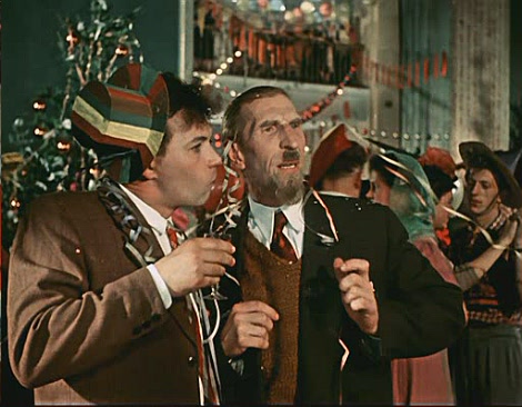 Кадры из Карнавальная ночь (1956)
