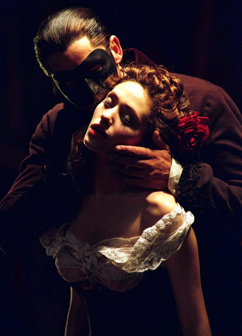 Кадры из Призрак оперы (2004)