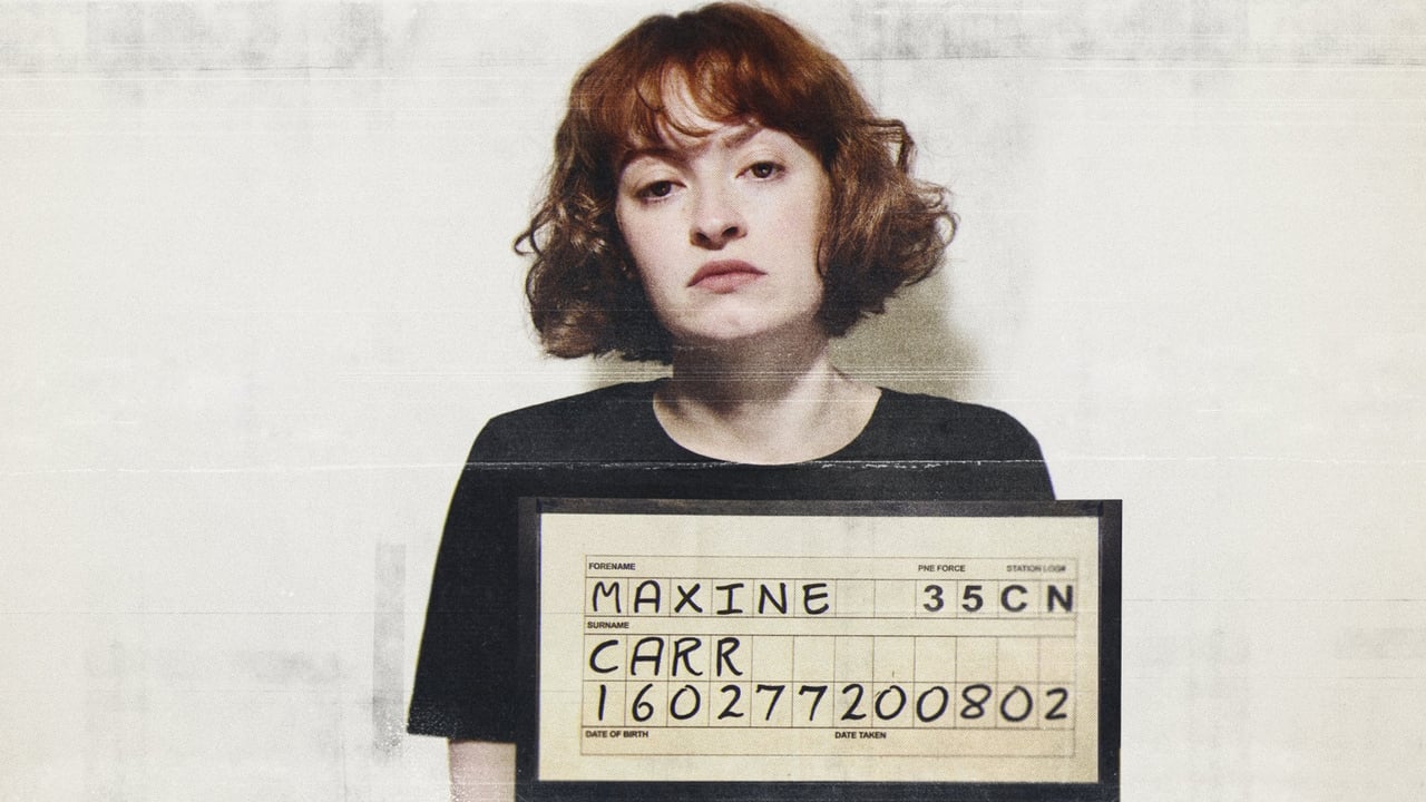 Кадры из Maxine (2022)