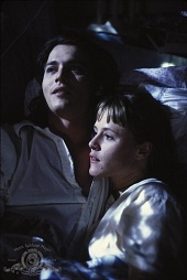 Бенни и Джун (1993)