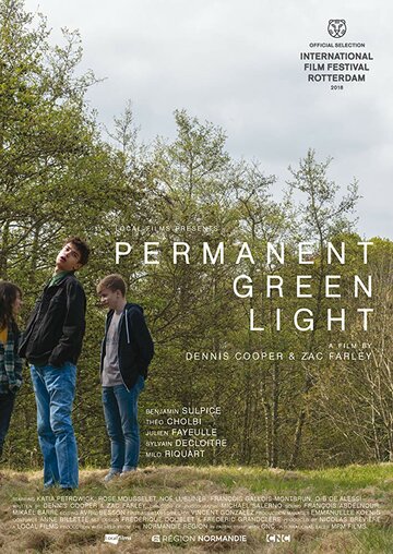 Постер Смотреть фильм Постоянный зелёный свет 2018 онлайн бесплатно в хорошем качестве